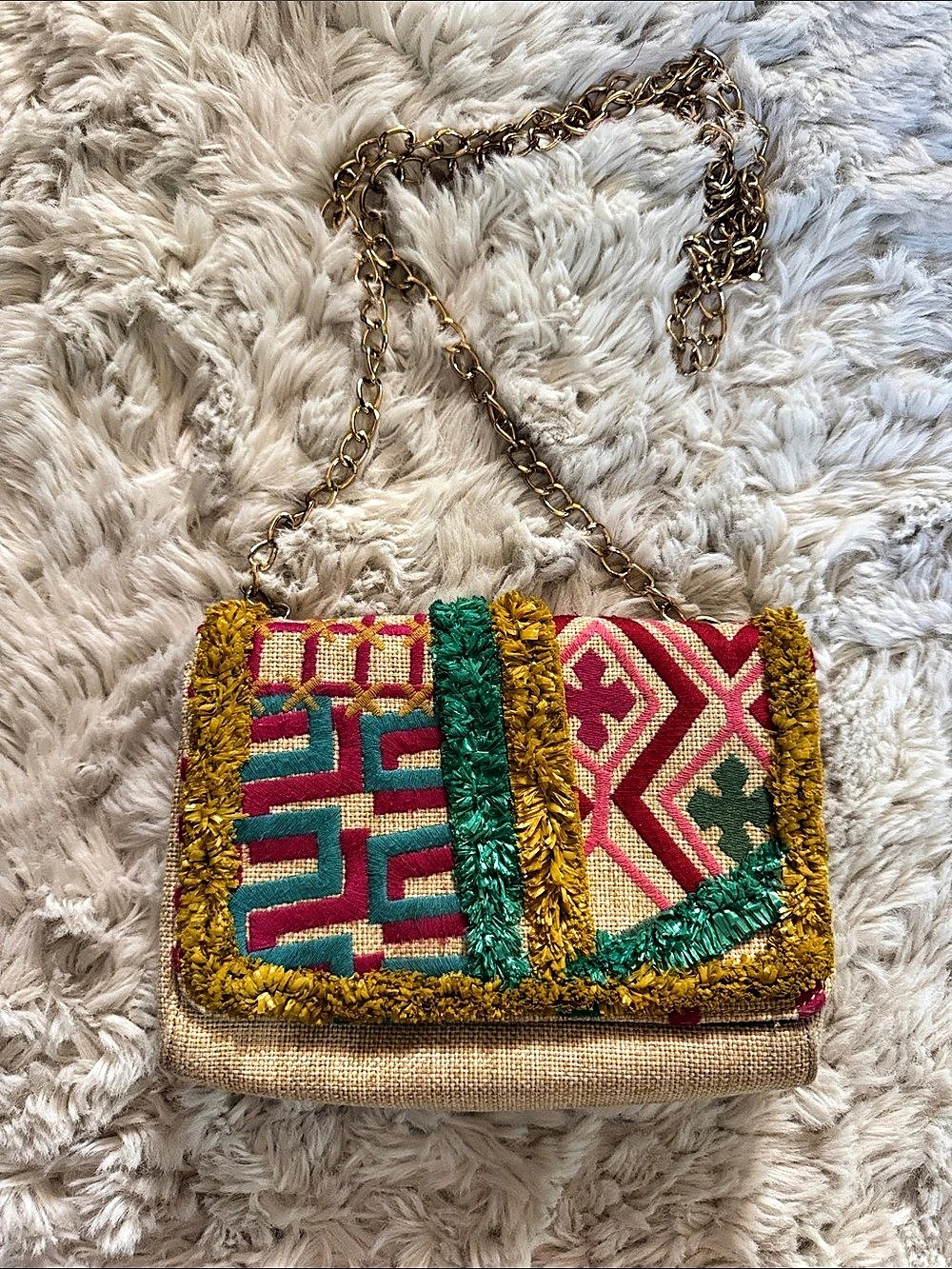 Embroidered Geometric Chain Clutch Crossbody in Multicolor